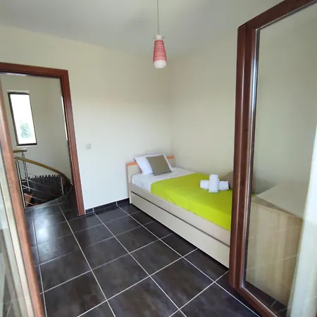 فيلة La Bella Vista